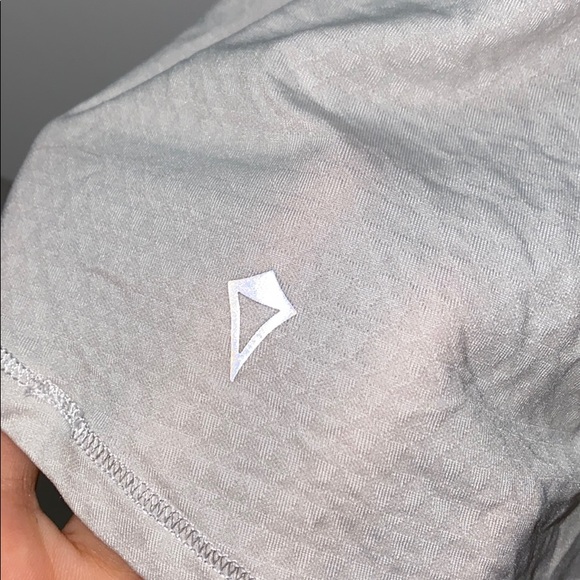 ivivva tank - Picture 1 of 5